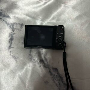 Sony Cybershot DSC HX80 (TESTED AND WORKING)